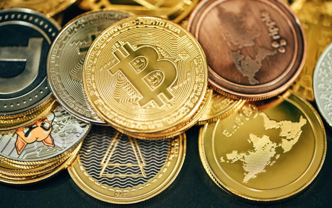 Coopetition in Blockchain How Industry Consortia Drive Innovation and Growth