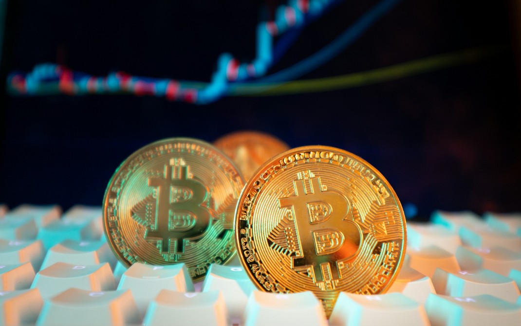 SocialFi Surge: Monetizing Influence on Decentralized Platforms