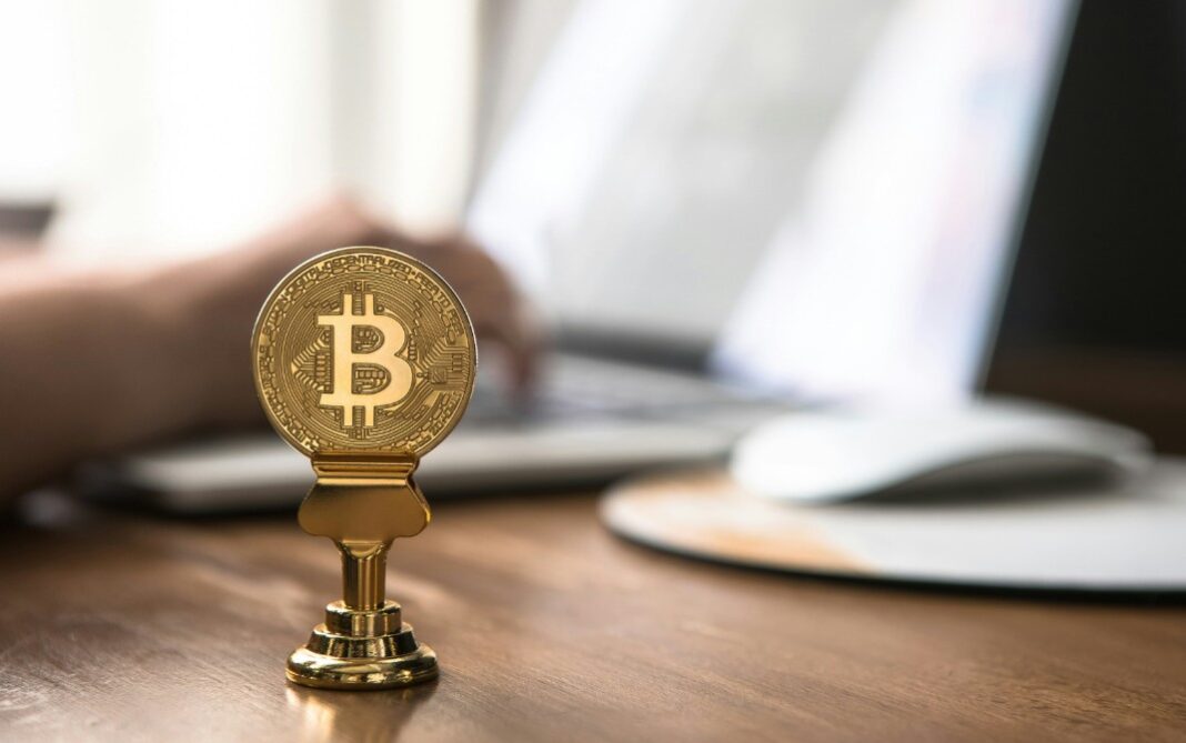 The Risks and Rewards of Digital Currency Exchange in a Borderless Economy