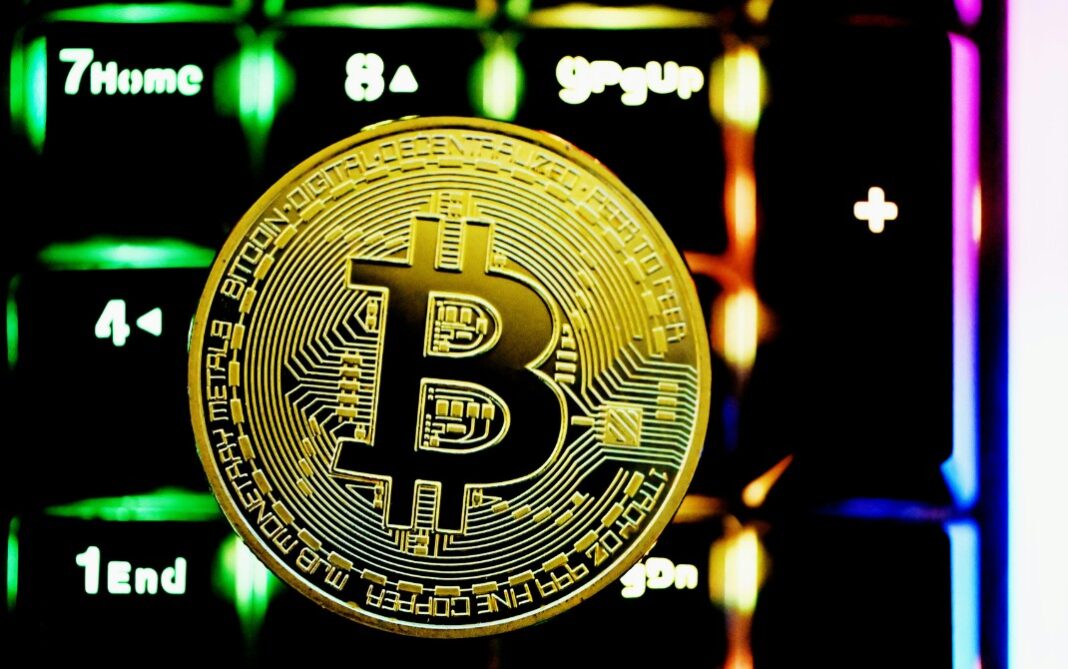When Brain-Computer Interfaces Meet Digital Currencies