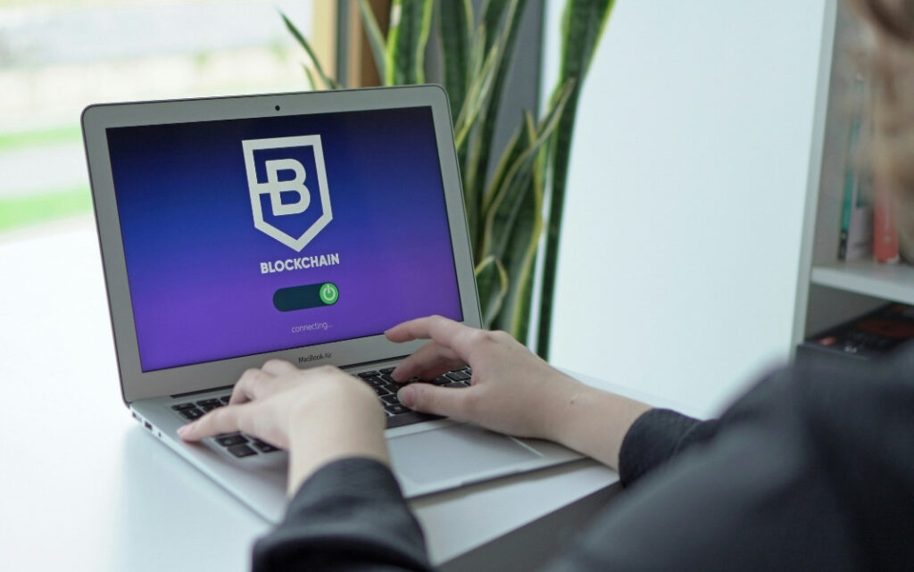Why Blockchain Compliance Solutions Struggle When Smart Contract Code Meets Regulation